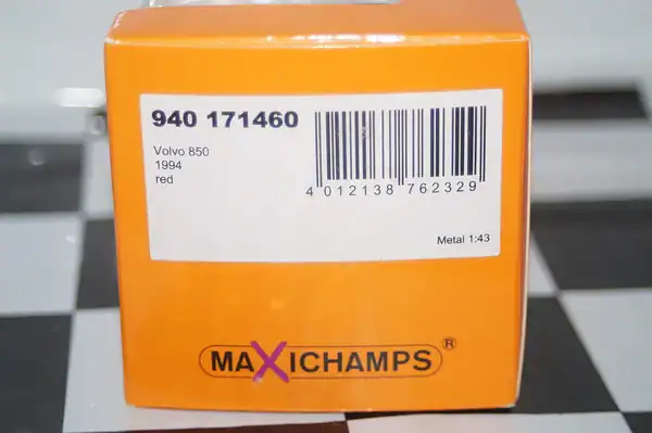 Maxichamps volvo 850 1994 red 1:43 940 171460