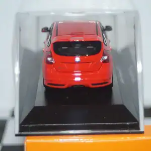 Maxichamps ford focus st 2011 red 1:43 940 081900