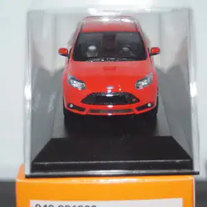 Maxichamps ford focus st 2011 red 1:43 940 081900