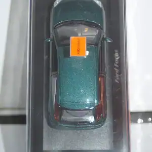 Maxichamps ford focus 1998 green 1:43 940 087001