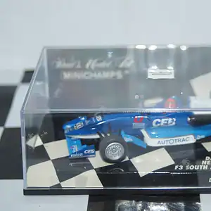 Minichamps dallara mugen f301, n.piquet 400 020333 1:43