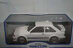 Model car group ford escort rs turbo 1985 white 1/18th mcg18419