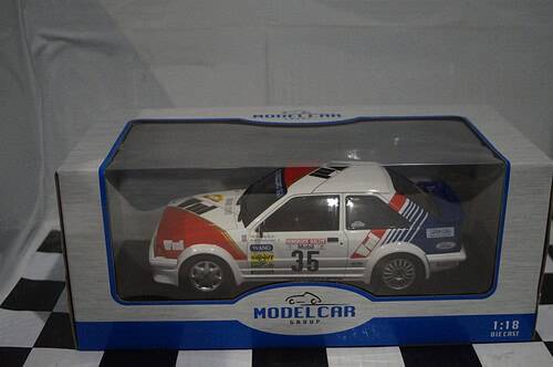 Model car group ford escort rs turbo hunstruck rally 1/18th mcg18422