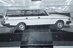 Ixo volvo 240 gl estate 1990 in white 1:43 ref clc572n
