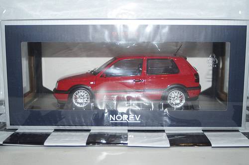 Norev volkswagen golf mk3 gti 1996 20yrs anniversary 1:18 scale 188418