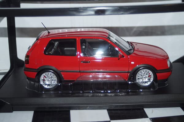Norev volkswagen golf mk3 gti 1996 20yrs anniversary 1:18 scale 188418