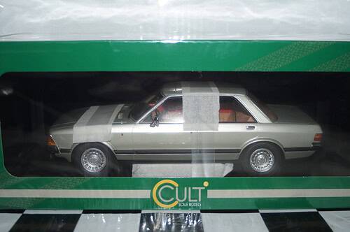 Cult scale models ford capri 2.8 turbo 1981 silver 1:18 cml215-1