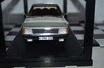 Cult scale models ford capri 2.8 turbo 1981 silver 1:18 cml215-1