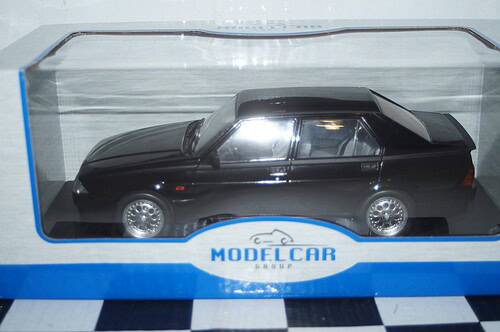 Model car group alfa romeo 75 evolutione 1987 white mcg18430 1:18