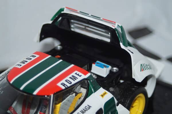 Kyosho lancia stratos 1977 monte carlo 1:18 diecast 08132a spares or repair
