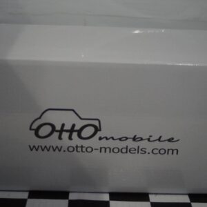 Otto mercedes g class in silver 1:18 ot1126