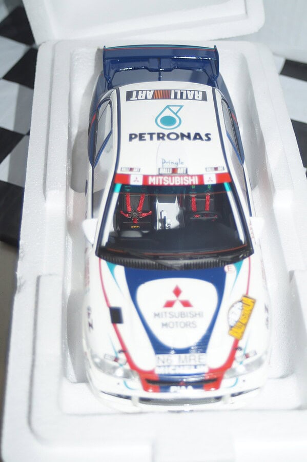 Otto mitsubishi lancer evo 111 gr a #7 makinen 1:18 ot475