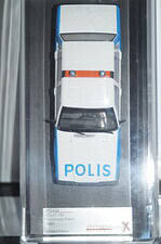 Premium x volvo 740 stockholm police 1985 1:43 diecast prd439
