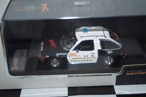 Premium x chevrolet bel air "chicago police" 1973 1:43 diecast prd235