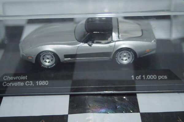 Whitebox chevrolet corvette c3 silver 1980 diecast 1/43 scale wb118