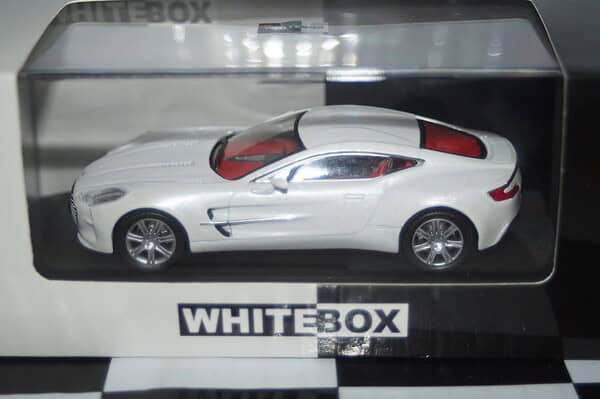 Whitebox plymouth savoy 1959 highway patrol diecast 1/43 scale