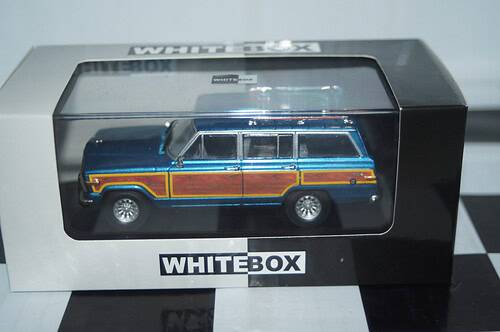 Whitebox jeep wagoneer 1989 ltd 1000 diecast 1/43 scale