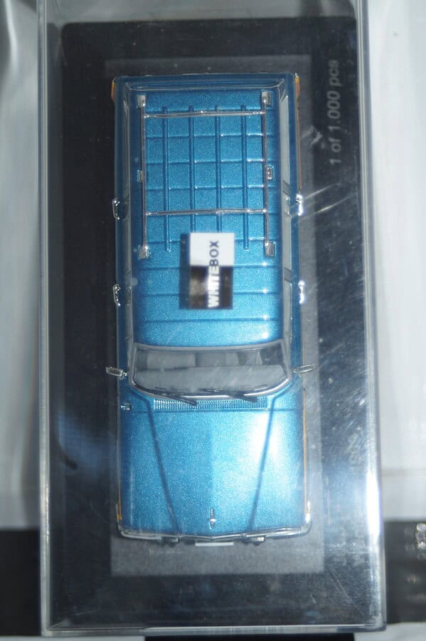 Whitebox jeep wagoneer 1989 ltd 1000 diecast 1/43 scale