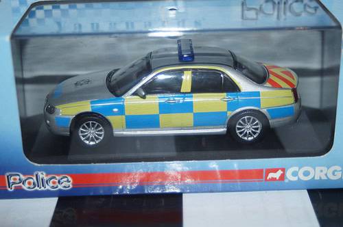 Vanguards mg zt p.s.n.i police vehicle va09304 1:43