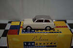Vanguards austin a40 farina saloon- snowberry white va11204 1:43
