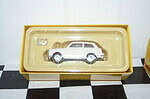 Vanguards austin a40 farina saloon- snowberry white va11204 1:43