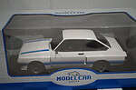 Model car group ford escort mk2 rs2000 x-pack white & blue mcg18350