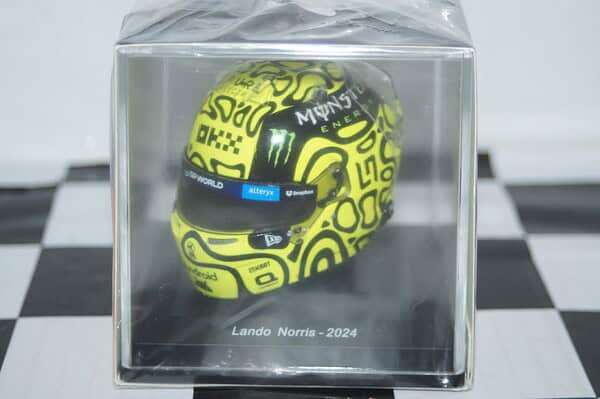 Spark mclaren helmet worn by lando norris in 1/5 scale ref  5hf141