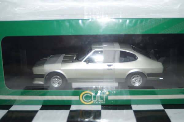 Cult scale models ford capri 2.8 turbo 1981 silver 1:18 cml215-1