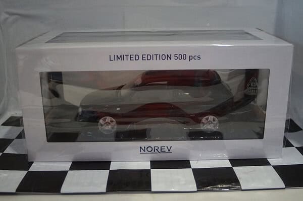 Norev volkswagen golf vr6 in 1996 black 1:18 ref 188509