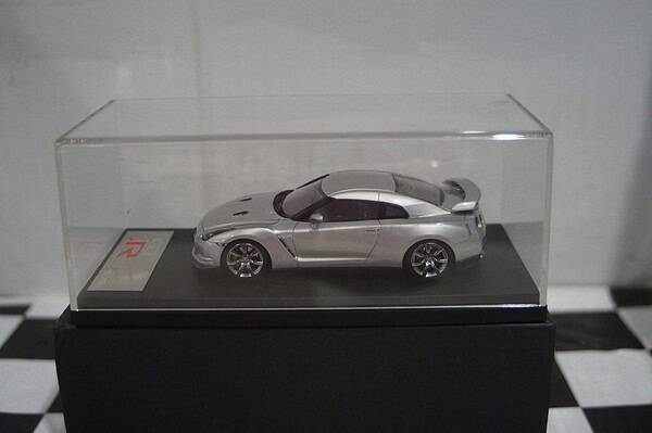Hpi nissan gt-r (r350) ultimate metal silver ref 8404 1:43