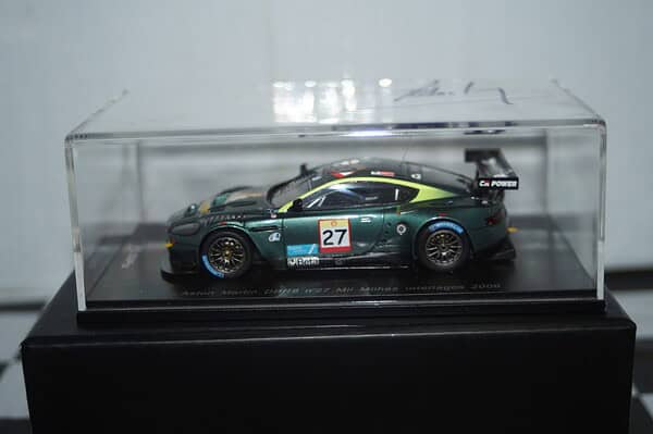 Spark aston martin dbr9 #27 interlagos 2006 ref s1202 (signed) in 1:43