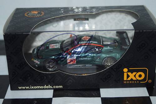 Ixo aston martin dbr9 spa francorchamps 2005 #29 (signed) 1:43 gtm030