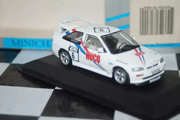 Minichamps ford escort cosworth adac gt-cup 1993 w.uetrecht min 948206