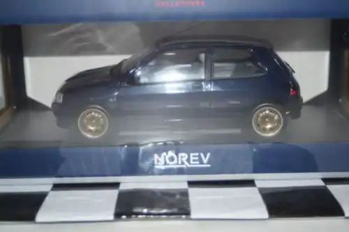 Norev renault clio williams 1993 in blue 1:18 scale 185230