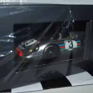 Spark porsche 917k no3 winner 12h sebring #3 1971 elford 18se71 1:18