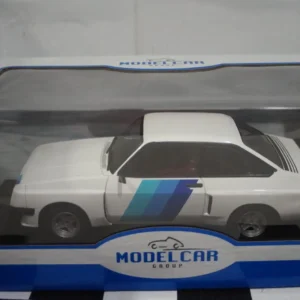 Model car group ford escort mk2 rs2000 x-pack white & blue mcg18351