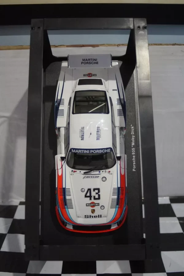 Werk83 porsche 935 moby dick 3.2 twin turbo #43 lemans 1:18 ref w18040001
