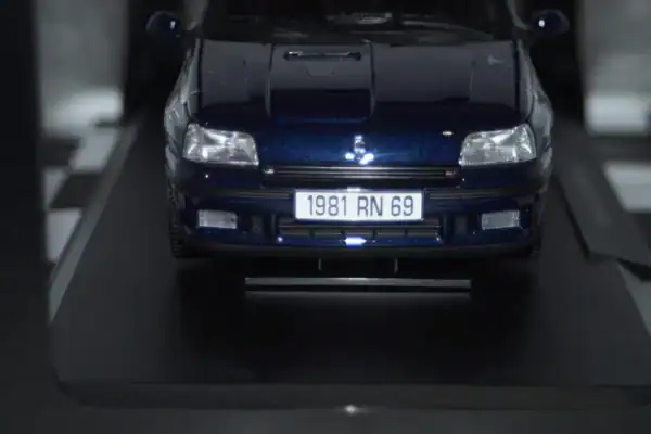 Norev renault clio williams 1993 in blue 1:18 scale 185230