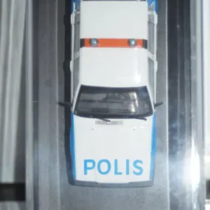 Premium x volvo 740 stockholm police 1985 1:43 diecast prd439