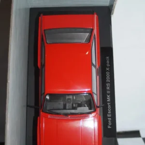 Model car group ford escort mk2 rs2000 x-pack  red mcg18352