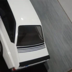 Model car group ford escort mk2 rs2000 x-pack white & blue mcg18351