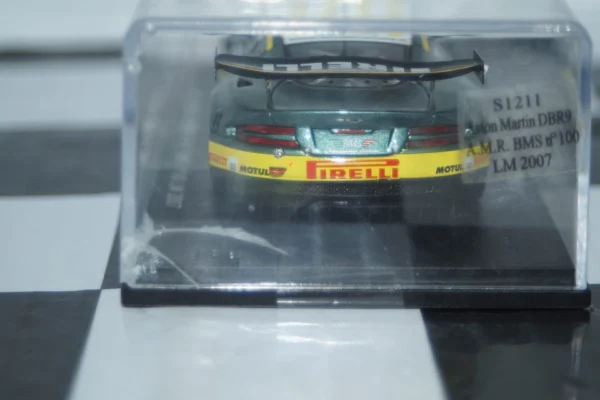Spark aston martin dbr9 a.m.r bms #100 lm2007 ref s1211 (signed) in 1:43