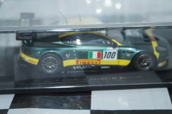 Spark aston martin dbr9 a.m.r bms #100 lm2007 ref s1211 (signed) in 1:43