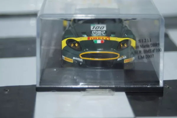 Spark aston martin dbr9 a.m.r bms #100 lm2007 ref s1211 (signed) in 1:43