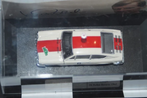 Ixo fiat 850 coupe #6 rally baveria walter rohl 1968 1/43rd