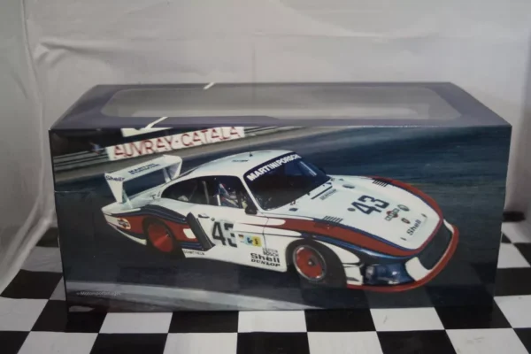 Werk83 porsche 935 moby dick 3.2 twin turbo #43 lemans 1:18 ref w18040001