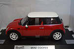 Revell metal mini cooper 2001 in red 1:12 ref 08453