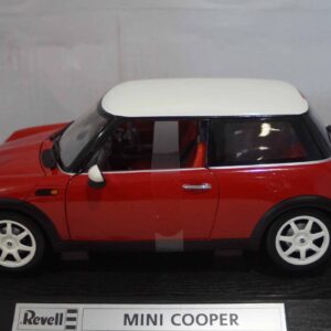 Revell metal mini cooper 2001 in red 1:12 ref 08453