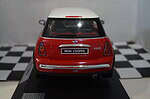 Revell metal mini cooper 2001 in red 1:12 ref 08453