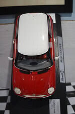 Revell metal mini cooper 2001 in red 1:12 ref 08453